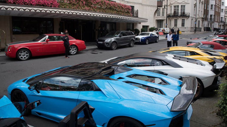 Σε ποιες πόλεις θα δείτε τα περισσότερα supercars;